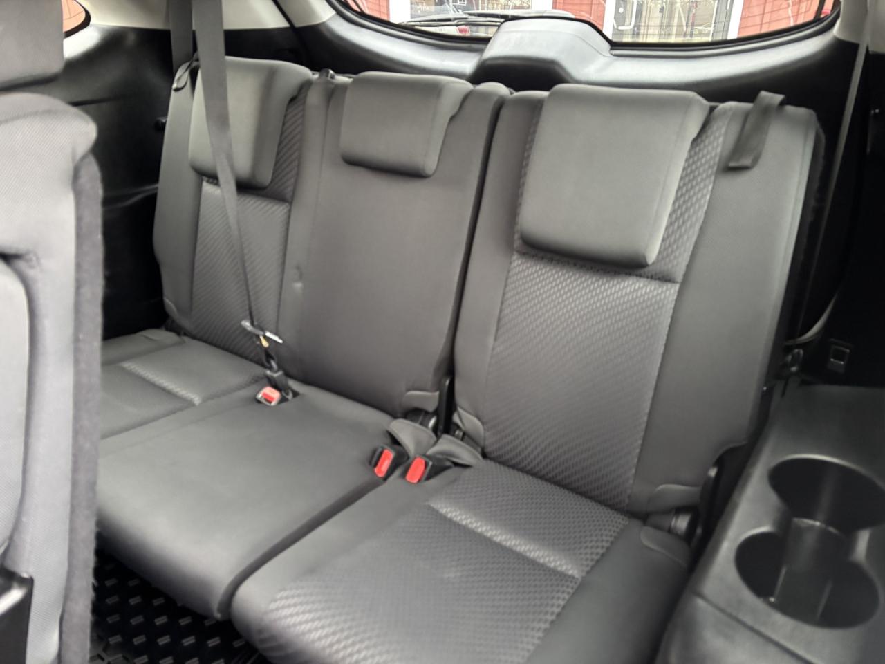 2019 Toyota Highlander LE Plus AWD V6 Photo