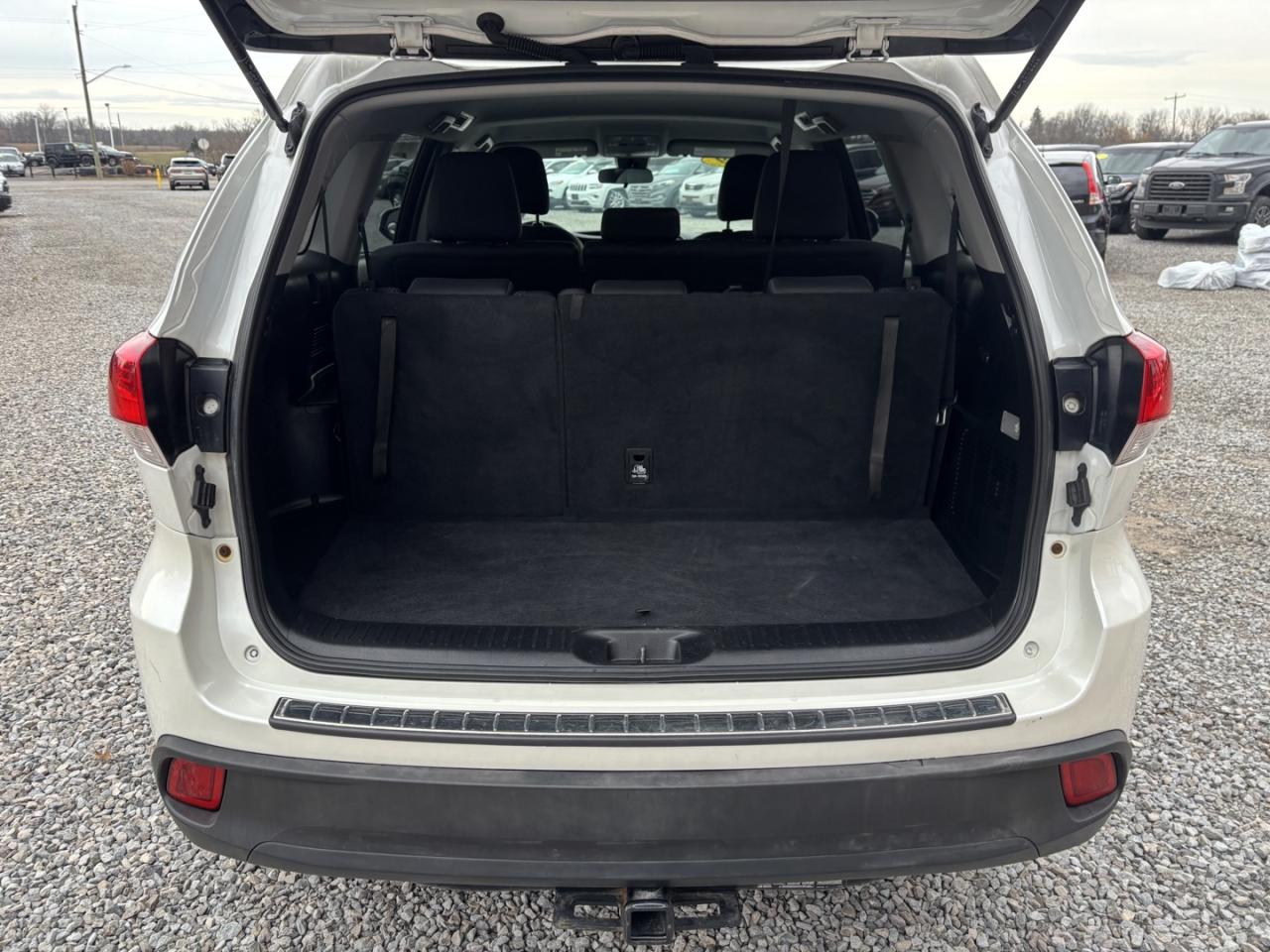 2019 Toyota Highlander LE Plus AWD V6 Photo