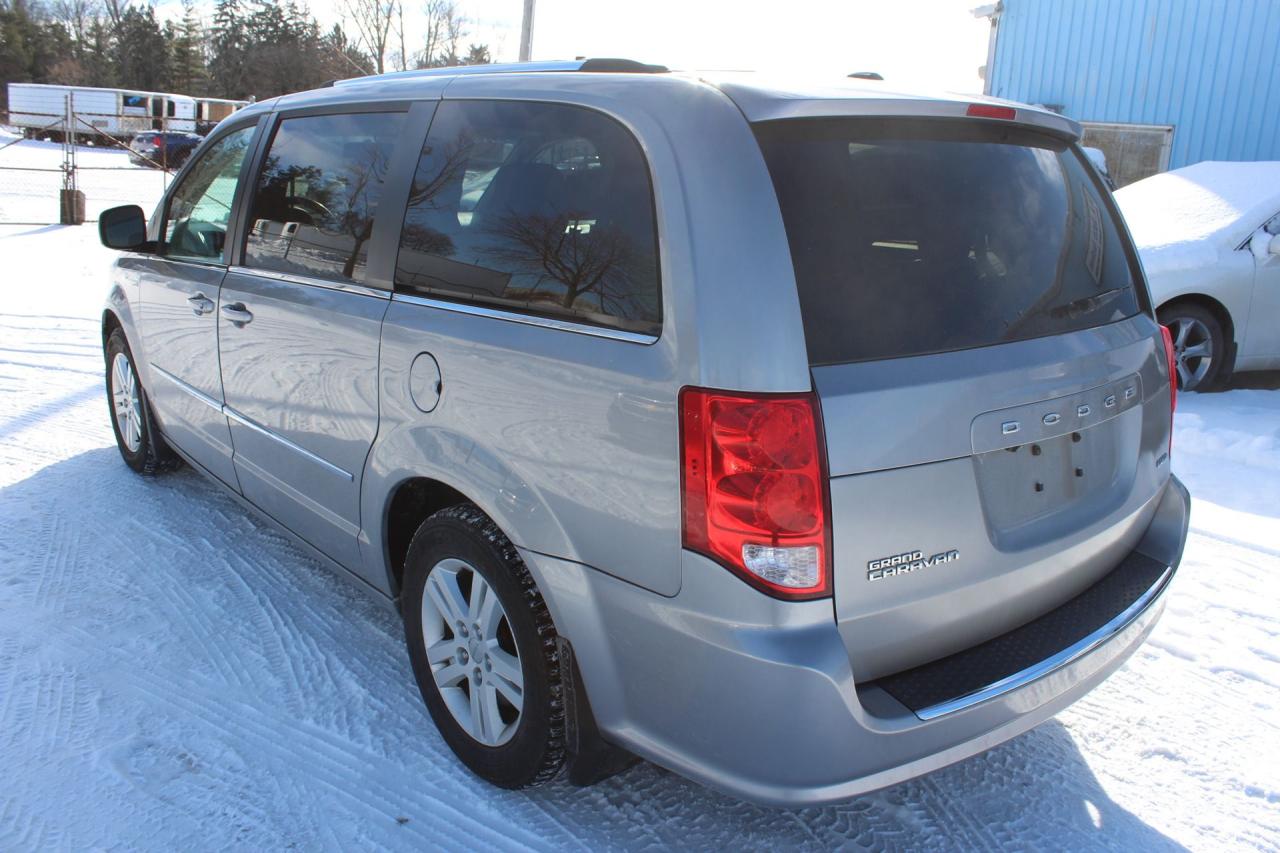 2015 Dodge Grand Caravan Crew Plus Photo