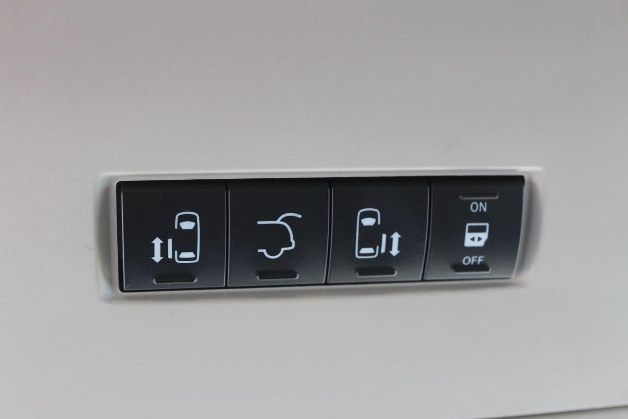 2015 Dodge Grand Caravan Crew Plus Photo