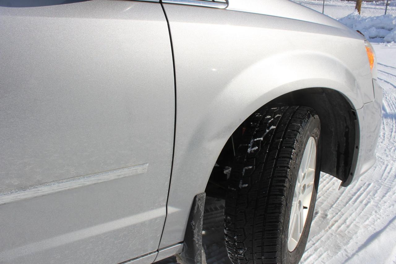 2015 Dodge Grand Caravan Crew Plus Photo