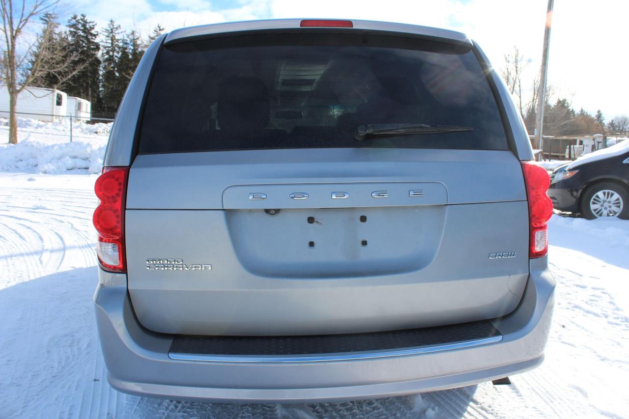 2015 Dodge Grand Caravan Crew Plus Photo