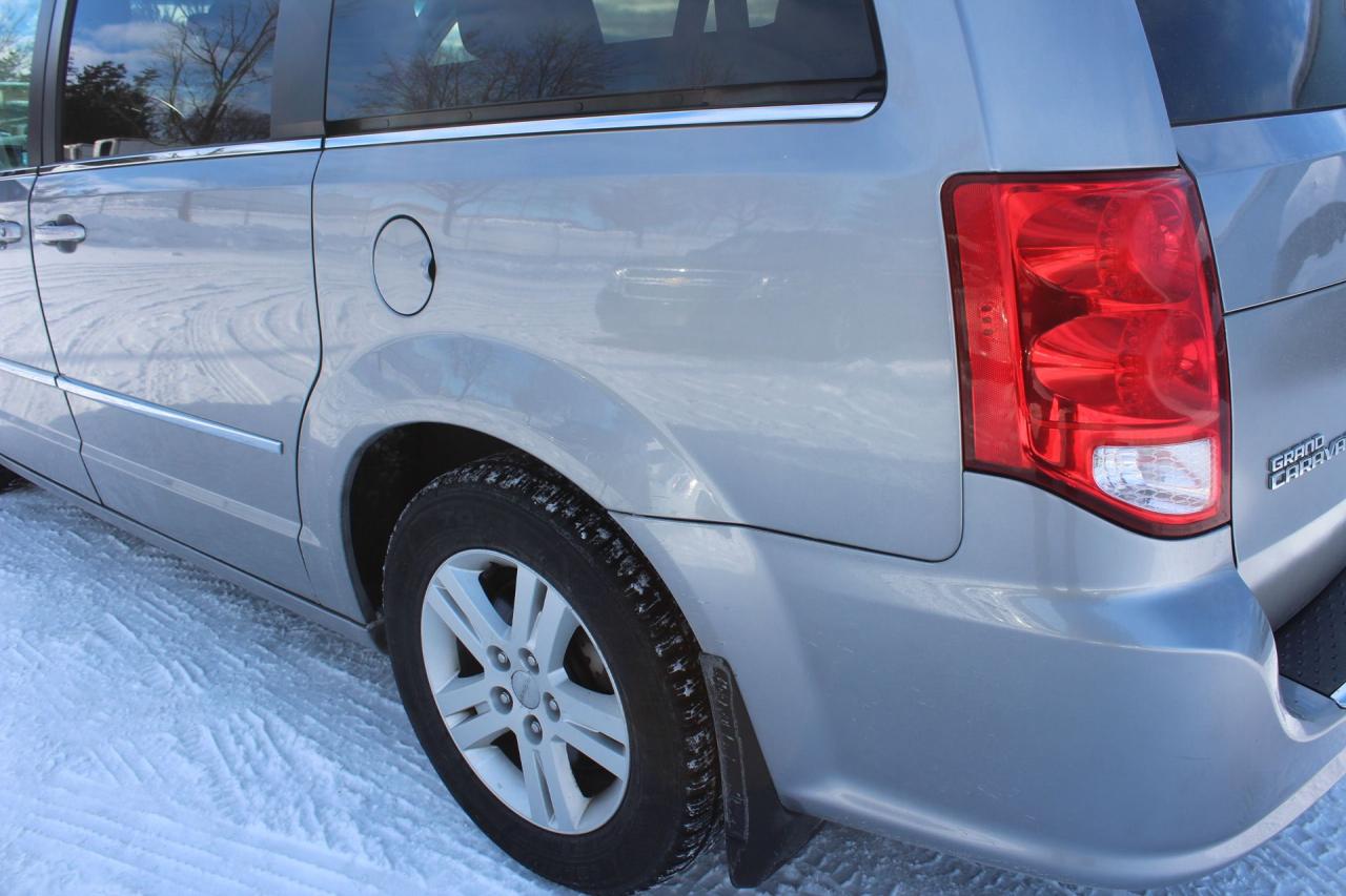 2015 Dodge Grand Caravan Crew Plus Photo