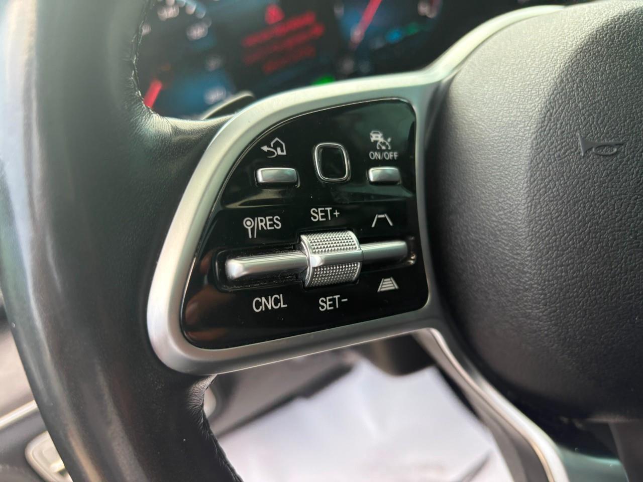 2020 Mercedes-Benz GLE 450 Base GLE 450 4dr 4MATIC Sport Utility Photo