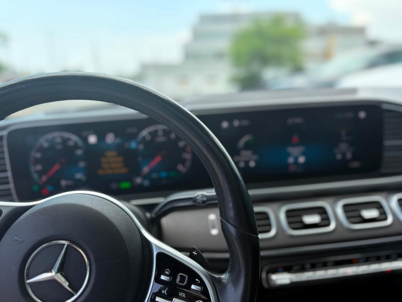 2020 Mercedes-Benz GLE 450 Base GLE 450 4dr 4MATIC Sport Utility Photo