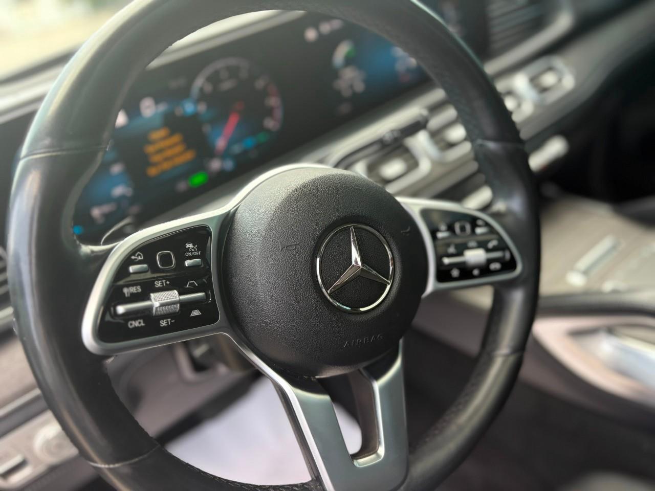 2020 Mercedes-Benz GLE 450 Base GLE 450 4dr 4MATIC Sport Utility Photo