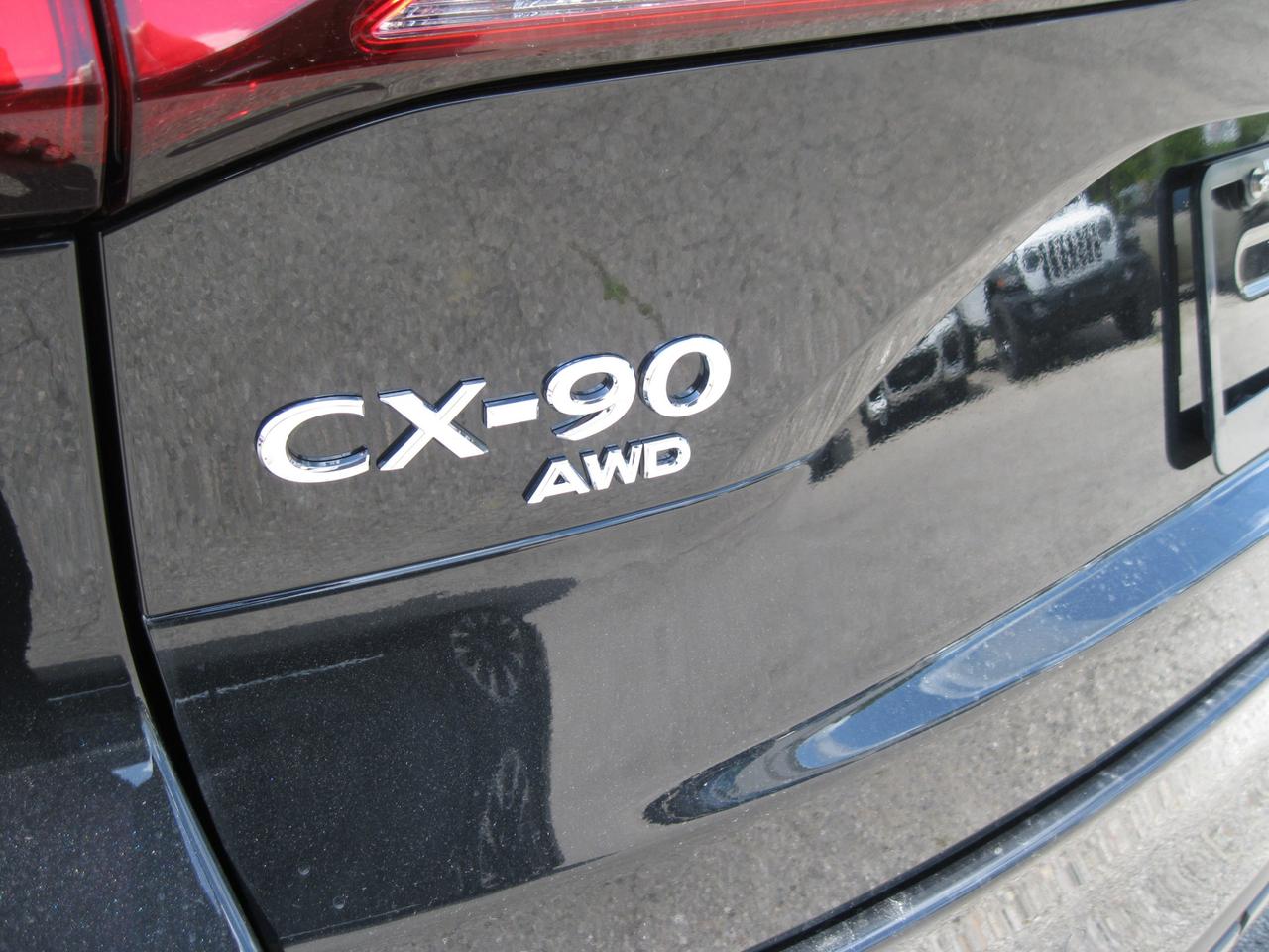 2024 Mazda CX-90 PHEV  Photo