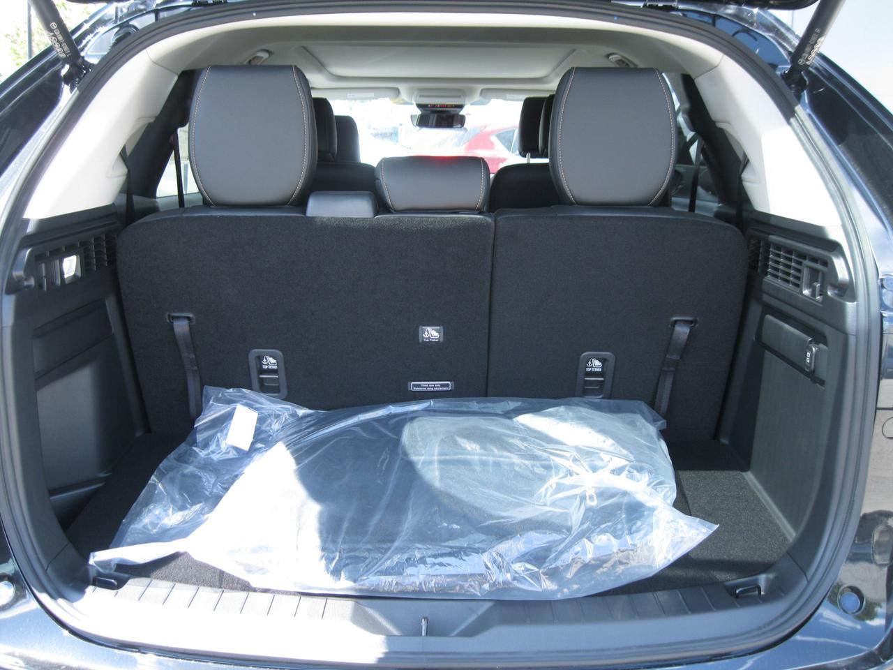 2024 Mazda CX-90 PHEV  Photo