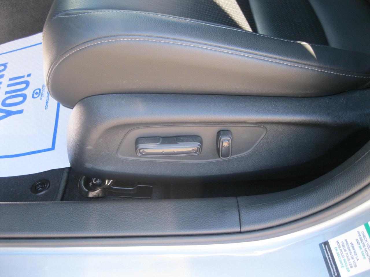 2025 Honda Civic Hybrid Sport Touring 4dr Sedan Photo