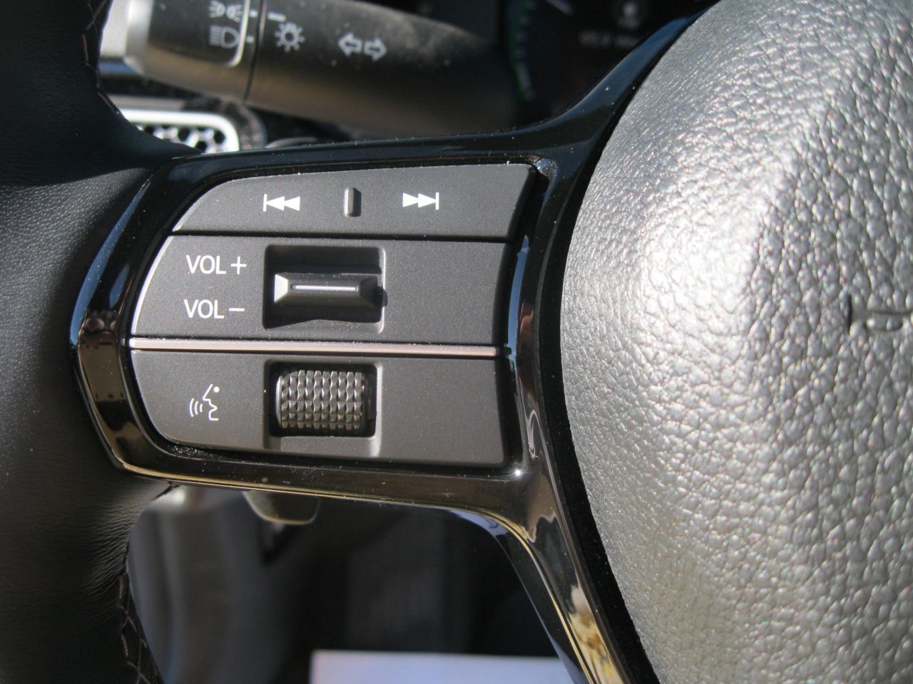 2025 Honda Civic Hybrid Sport Touring 4dr Sedan Photo