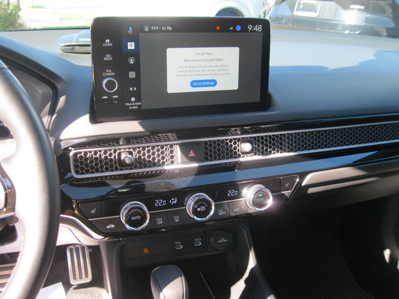 2025 Honda Civic Hybrid Sport Touring 4dr Sedan Photo