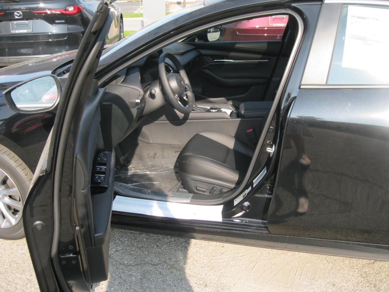 2025 Mazda 3 GS (A6) 4dr Front-Wheel Drive Sedan Photo