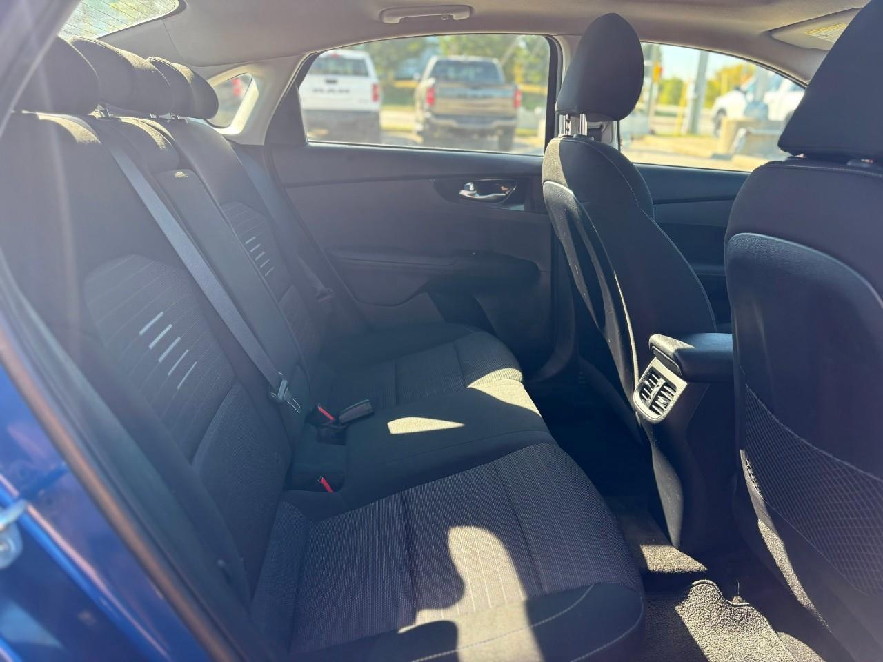 2021 Kia Forte EX 4dr Sedan Photo