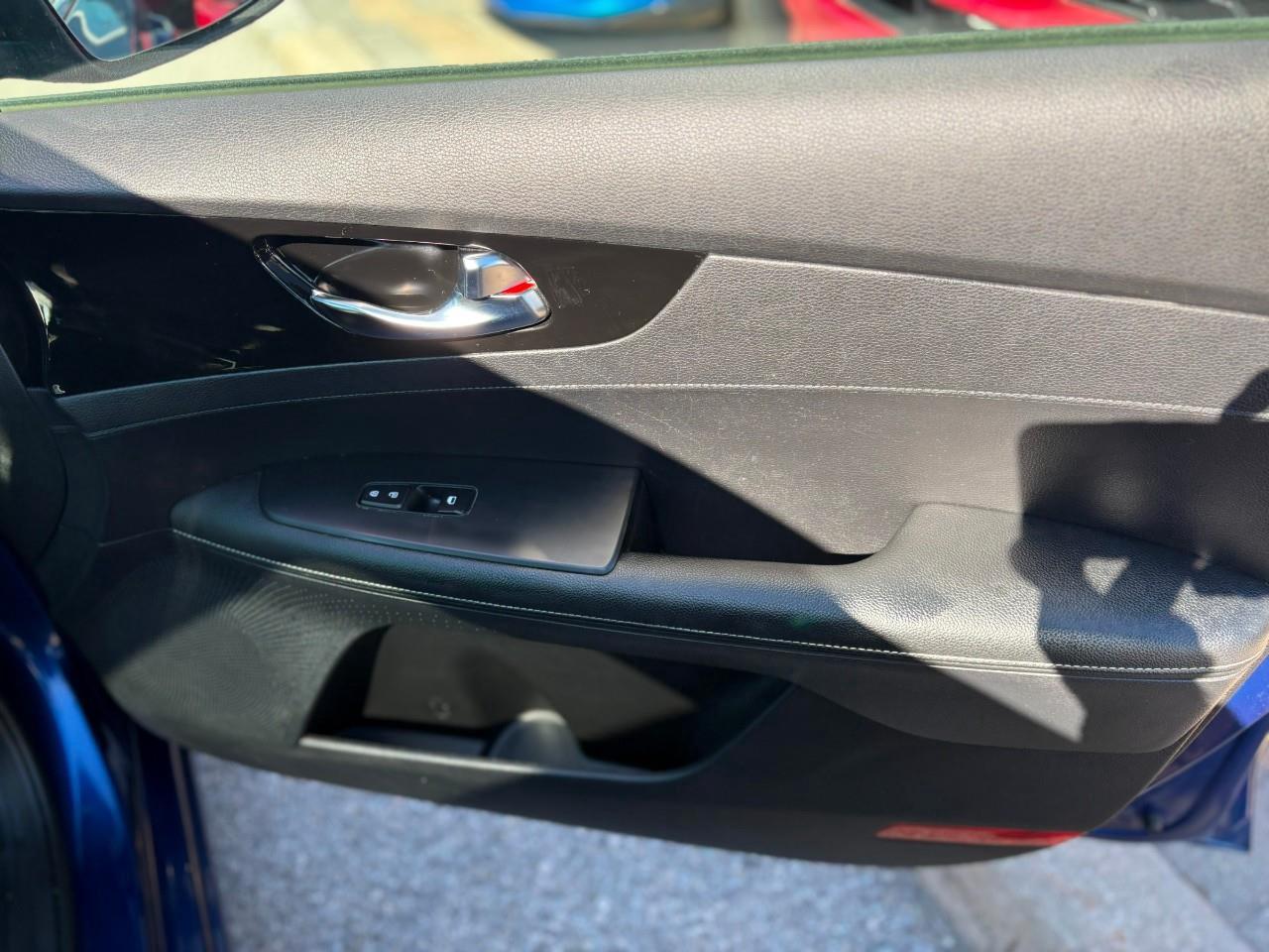 2021 Kia Forte EX 4dr Sedan Photo