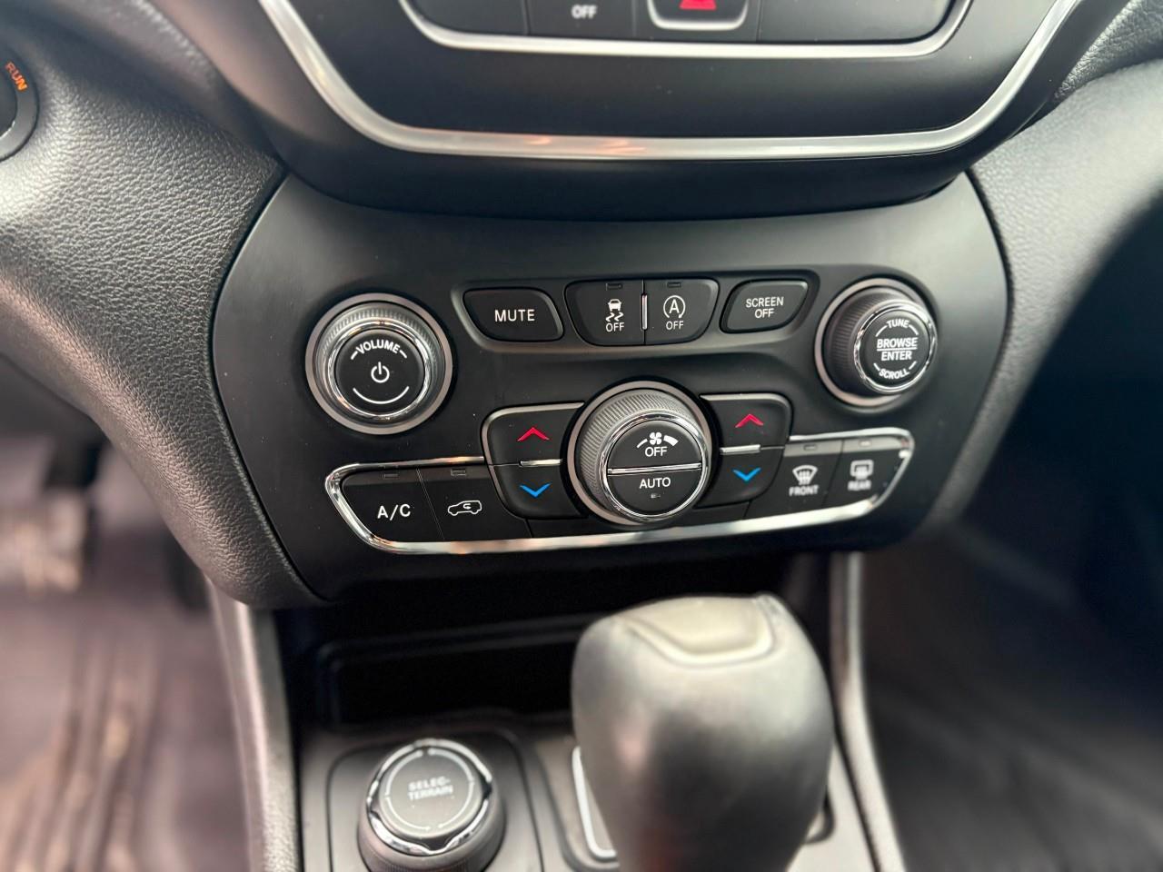 2021 Jeep Cherokee North 4dr 4x4 Photo