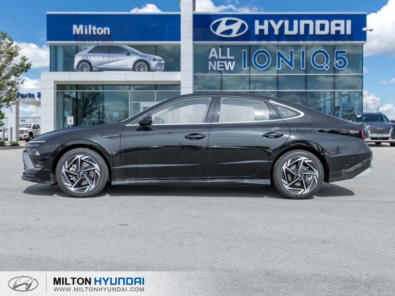 2025 Hyundai Sonata Preferred-Trend 4dr All-Wheel Drive Sedan Photo2