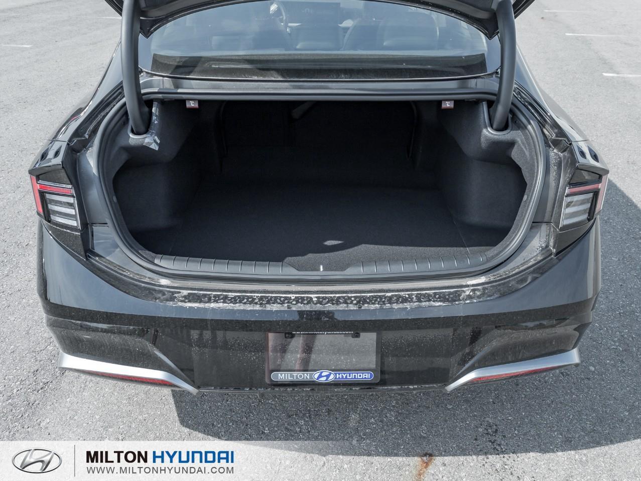 2025 Hyundai Sonata Preferred-Trend 4dr All-Wheel Drive Sedan Photo