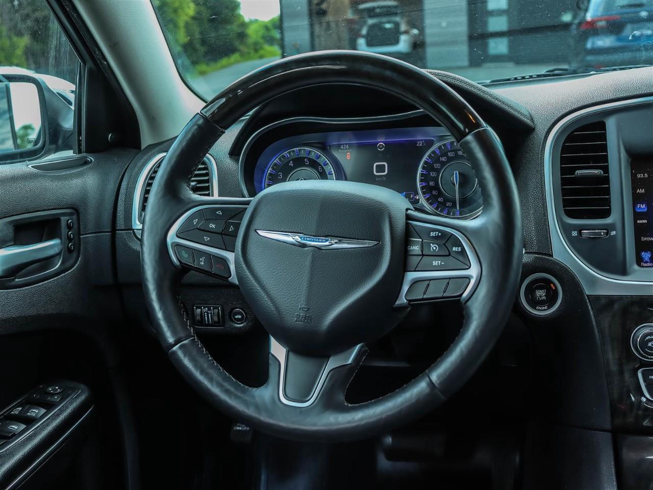 2016 Chrysler 300C Base 4dr Rear-wheel Drive Sedan Photo