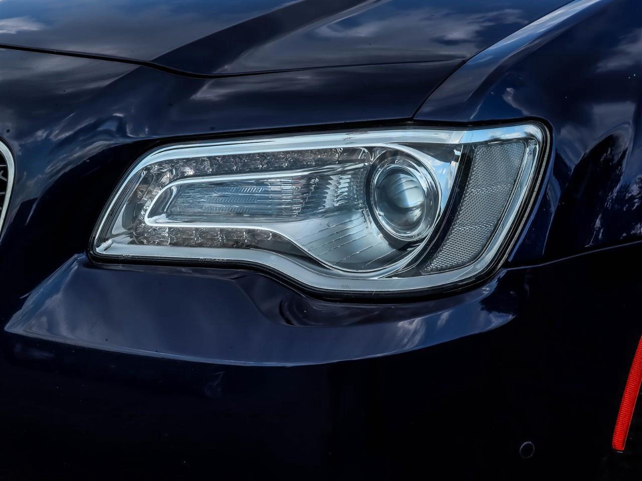 2016 Chrysler 300C Base 4dr Rear-wheel Drive Sedan Photo