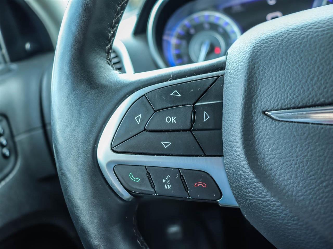 2016 Chrysler 300C Base 4dr Rear-wheel Drive Sedan Photo