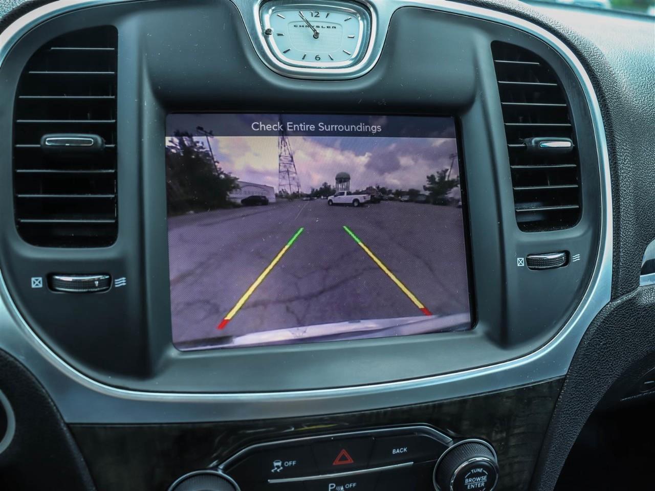 2016 Chrysler 300C Base 4dr Rear-wheel Drive Sedan Photo