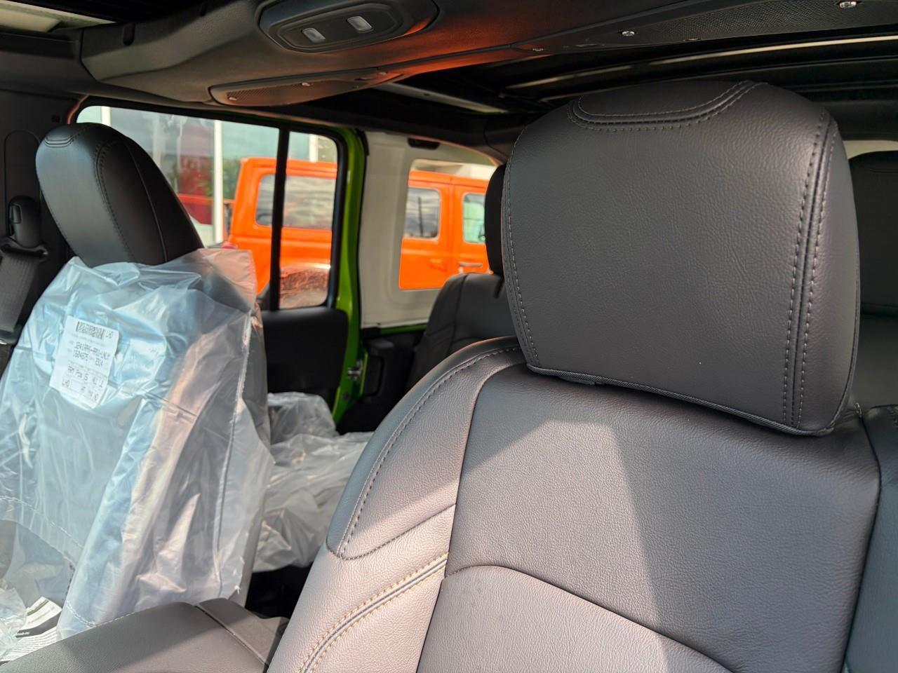 2026 Jeep Wrangler SAHARA 4DR 4X4 Photo