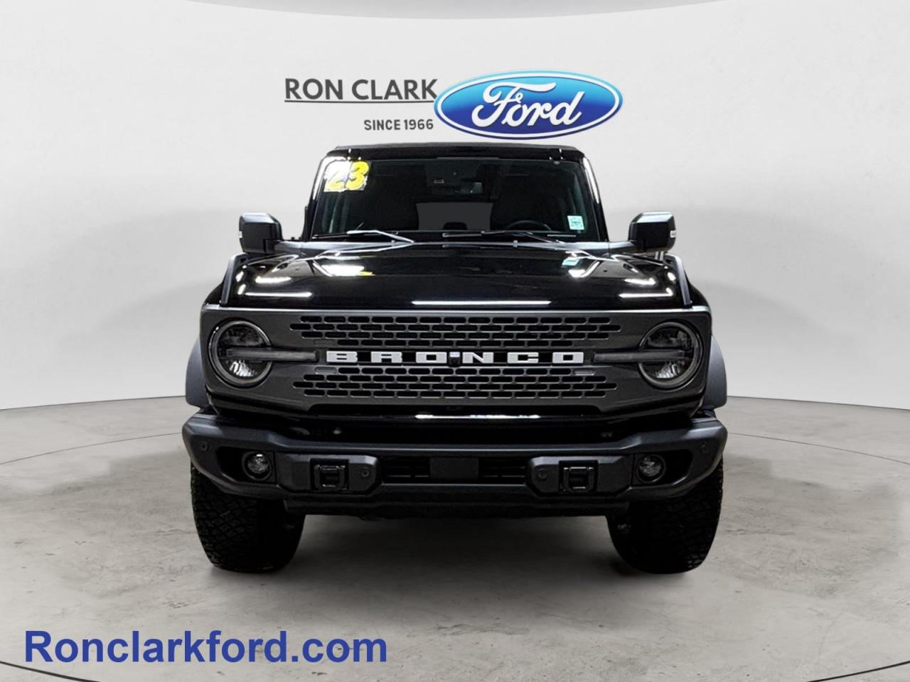 2023 Ford Bronco Badlands 4dr 4x4 Photo
