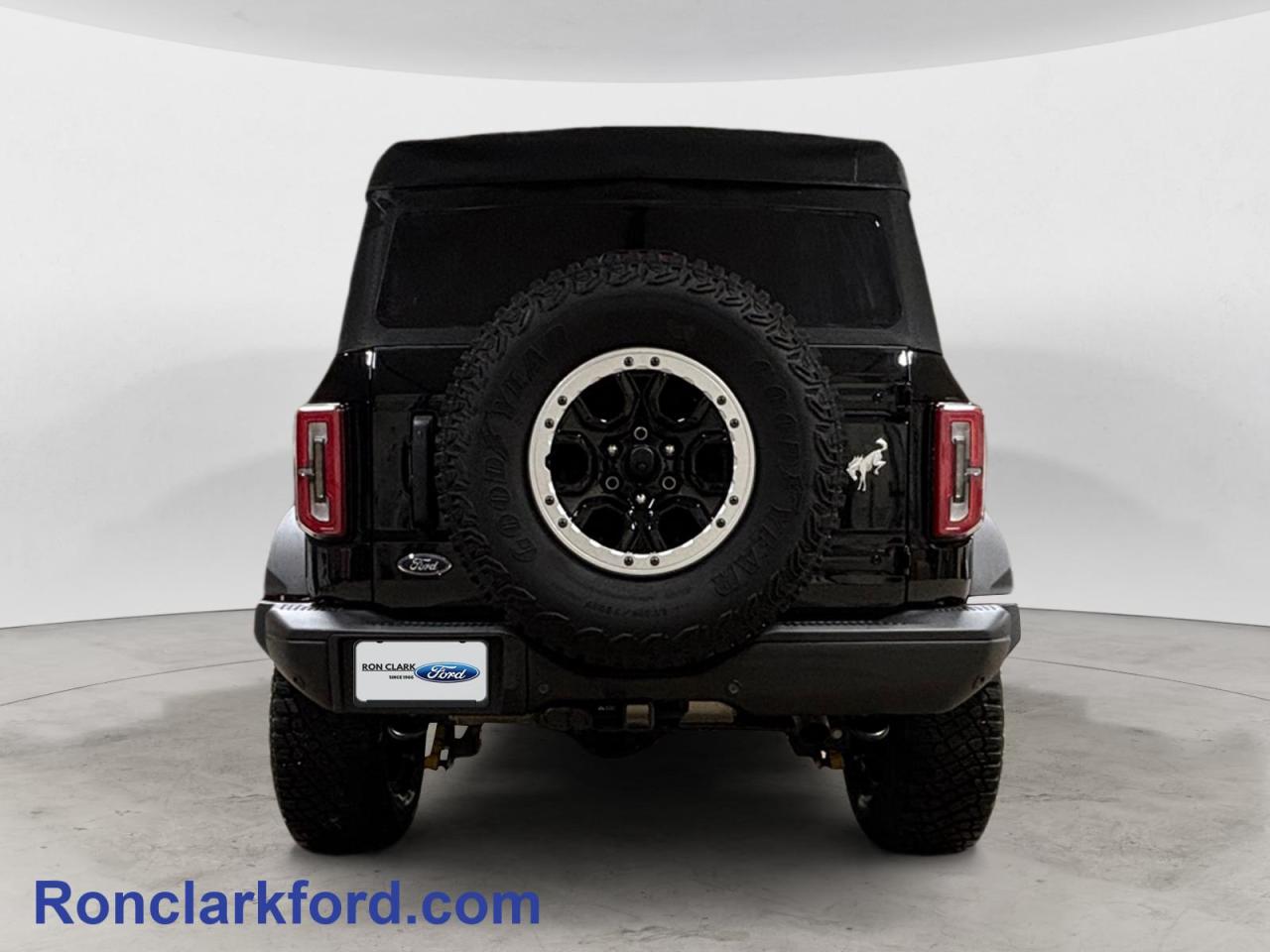 2023 Ford Bronco Badlands 4dr 4x4 Photo