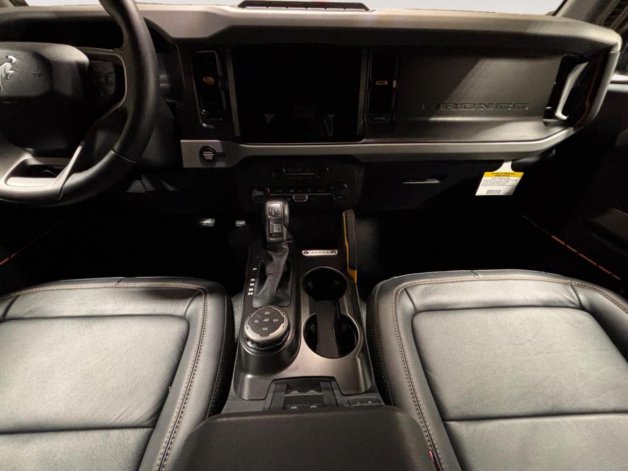 2023 Ford Bronco Badlands 4dr 4x4 Photo