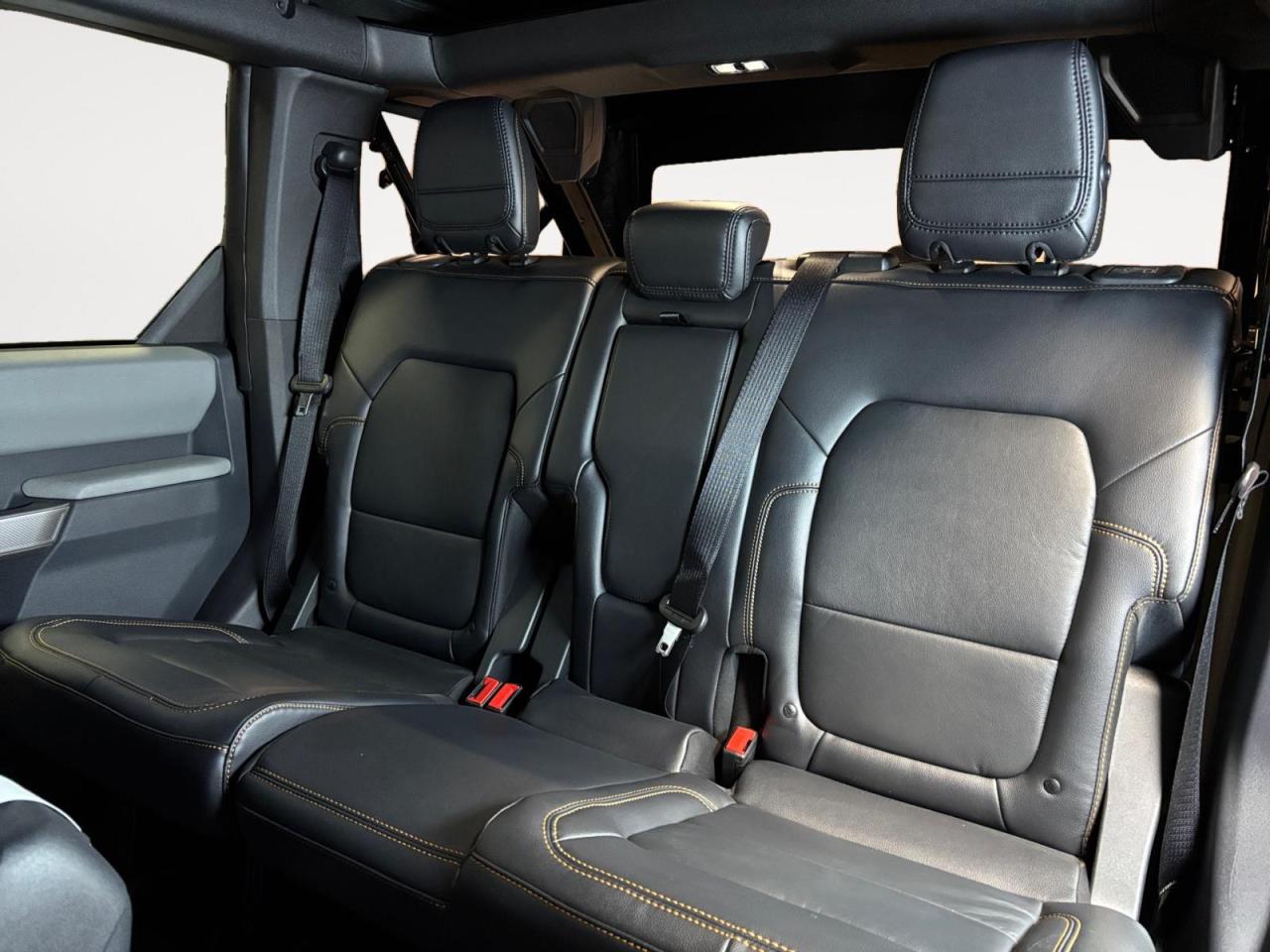 2023 Ford Bronco Badlands 4dr 4x4 Photo