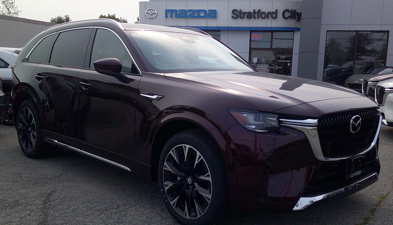 Used 2024 Mazda CX-90 MHEV Signature 4dr i-ACTIV All-Wheel Drive Sport Utility for sale in Stratford, ON