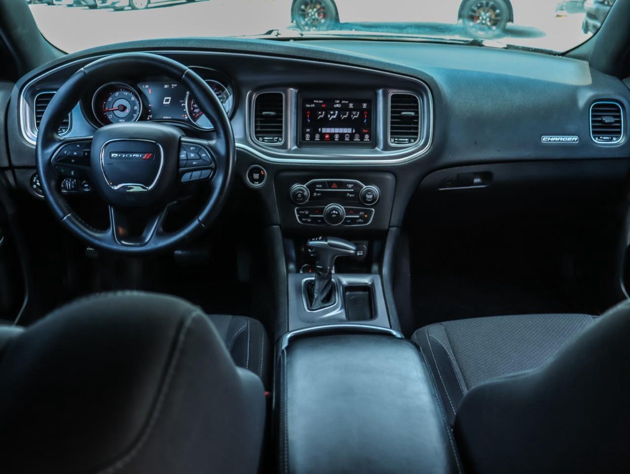 2019 Dodge Charger SXT 4dr Rear-wheel Drive Sedan Photo