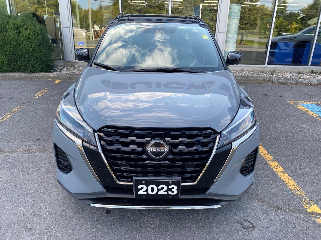 2023 Nissan Kicks SR FWD Photo