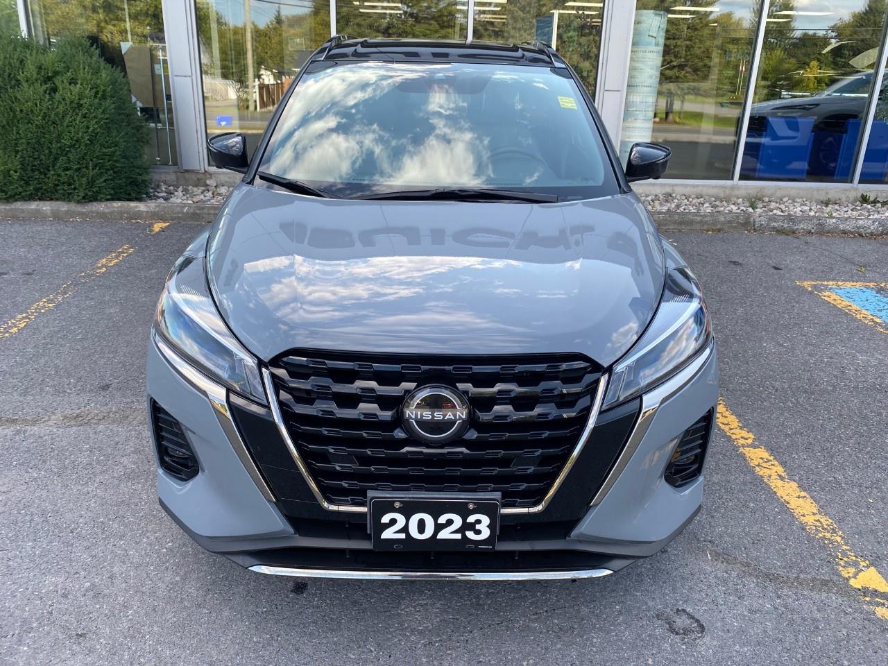 2023 Nissan Kicks SR FWD Photo