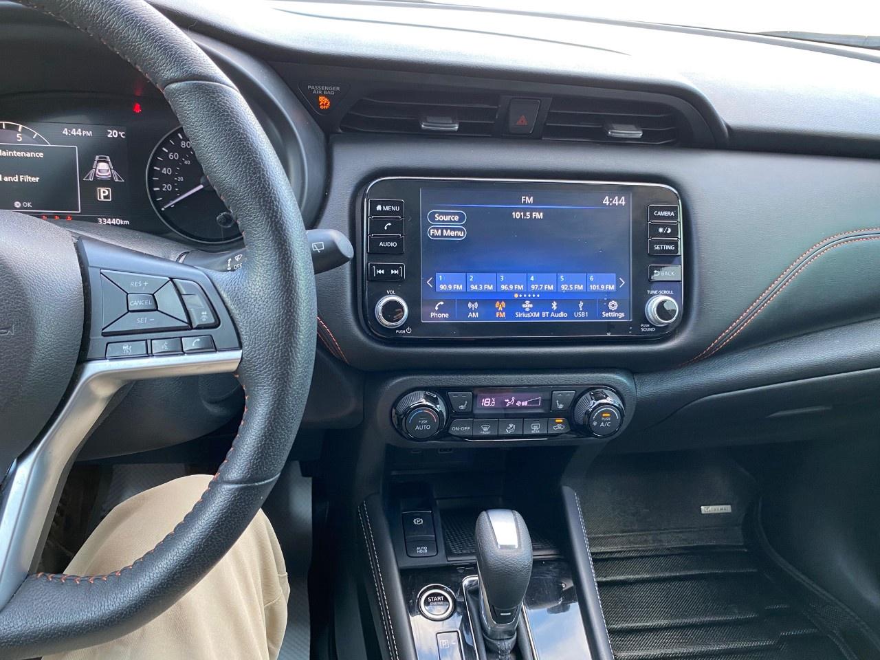 2023 Nissan Kicks SR FWD Photo