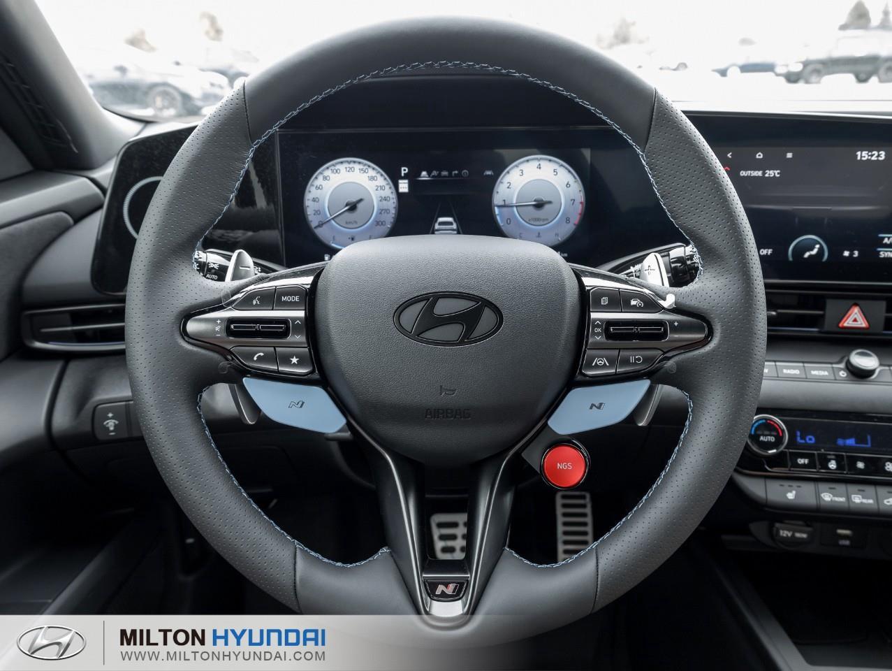 2025 Hyundai Elantra N Base 4dr Sedan Photo
