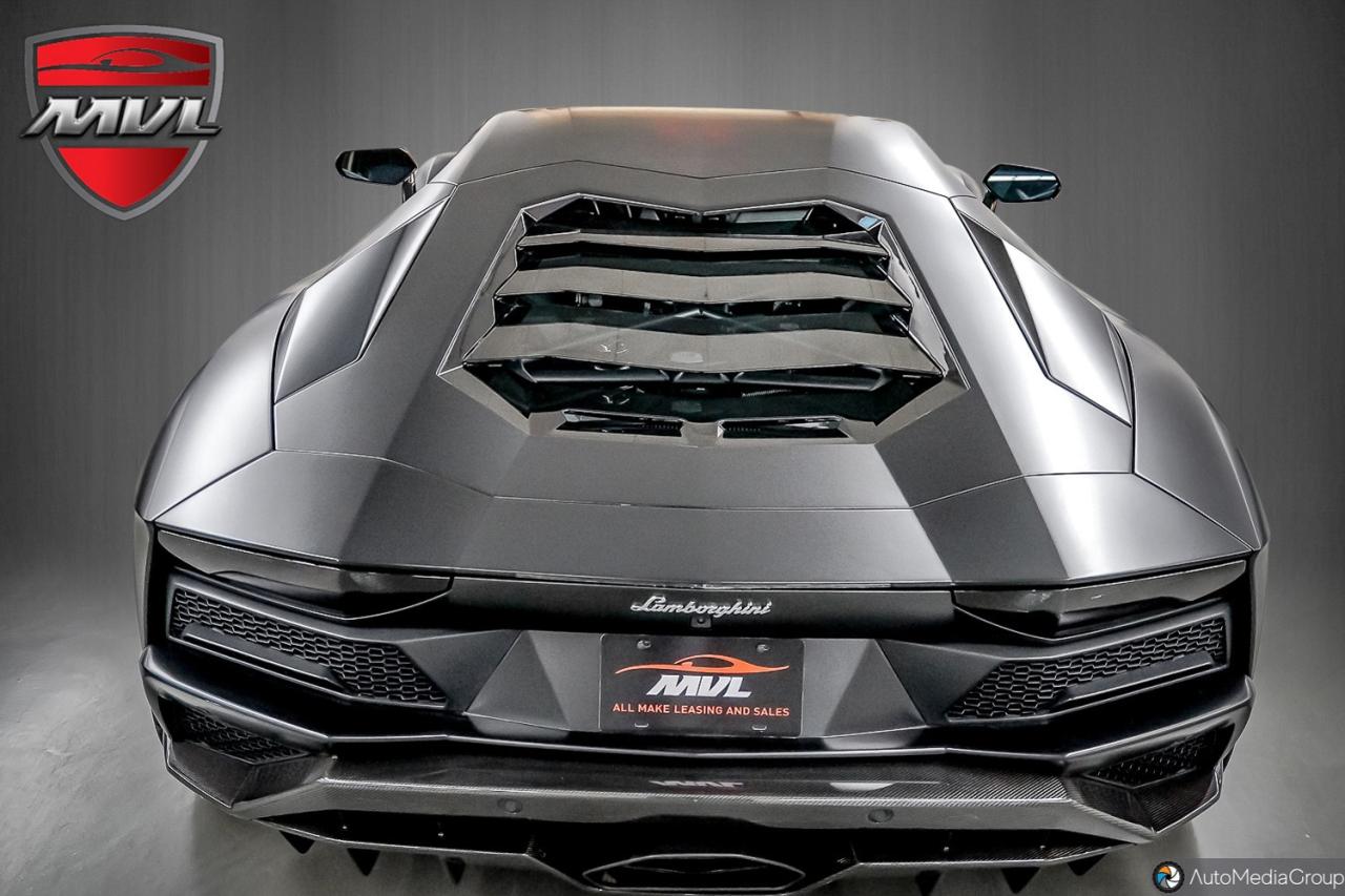 2020 Lamborghini Aventador  Photo