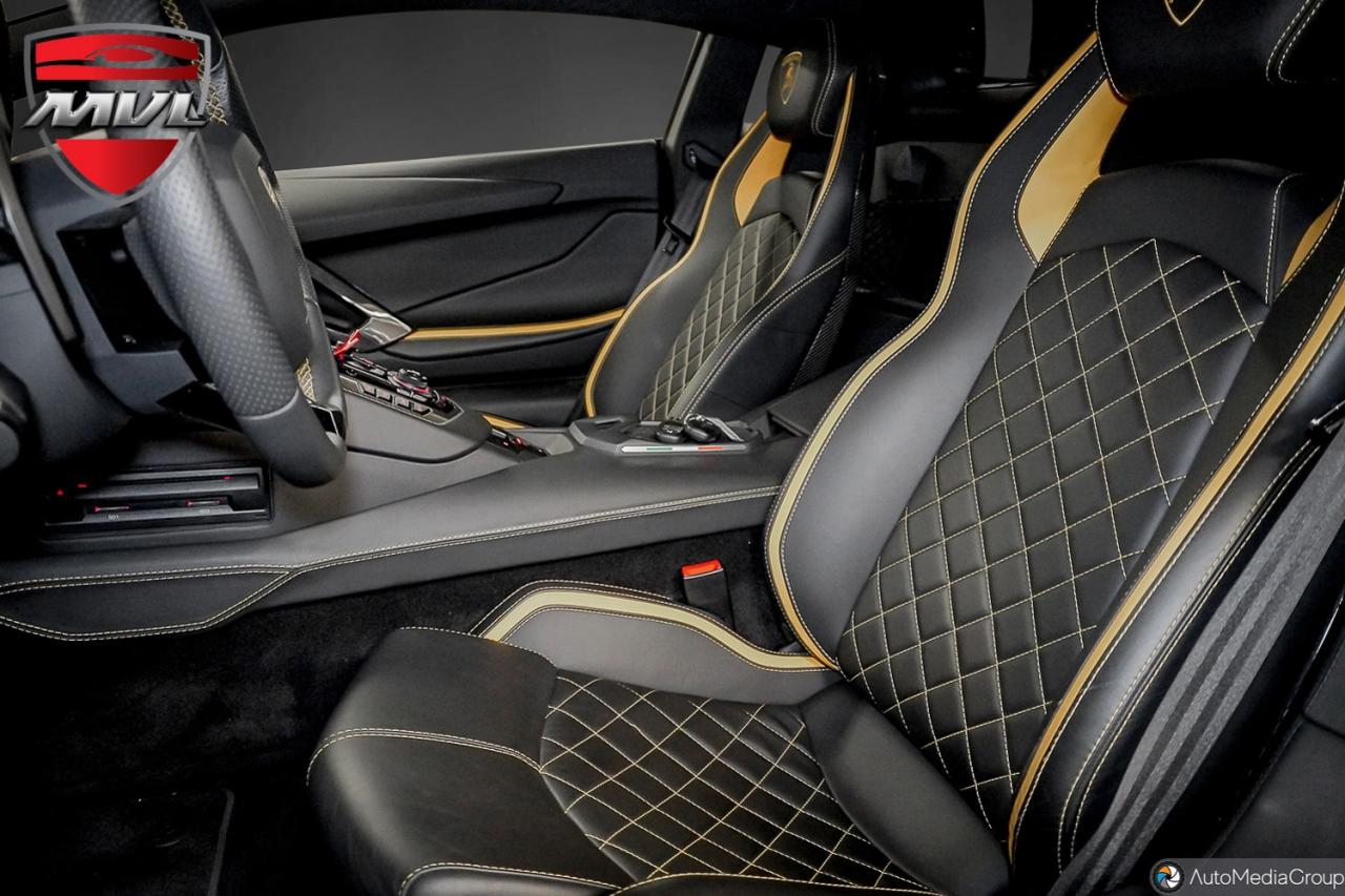 2020 Lamborghini Aventador  Photo