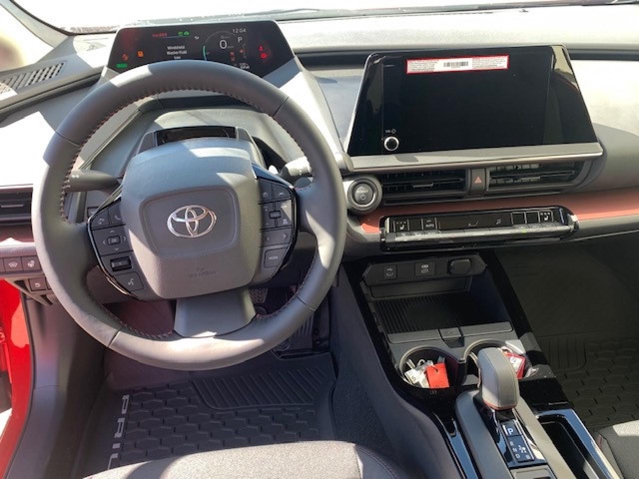 2026 Toyota Prius Plug-In Hybrid SE 5dr Hatchback Photo3