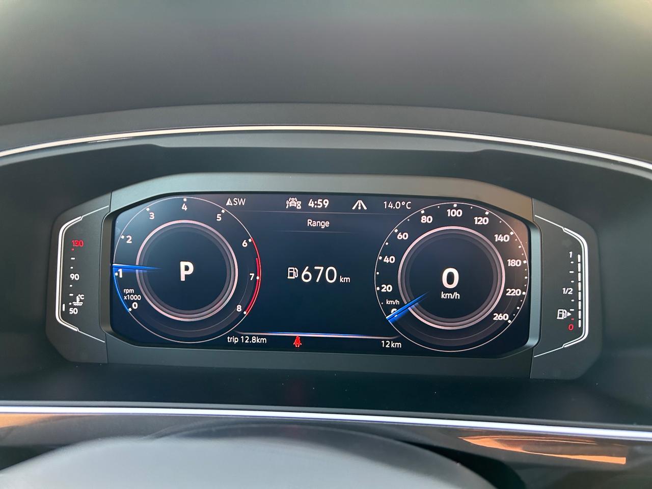 2024 Volkswagen Tiguan Comfortline R-Line Black Edition 4dr All-Wheel Drive 4MOTION Photo