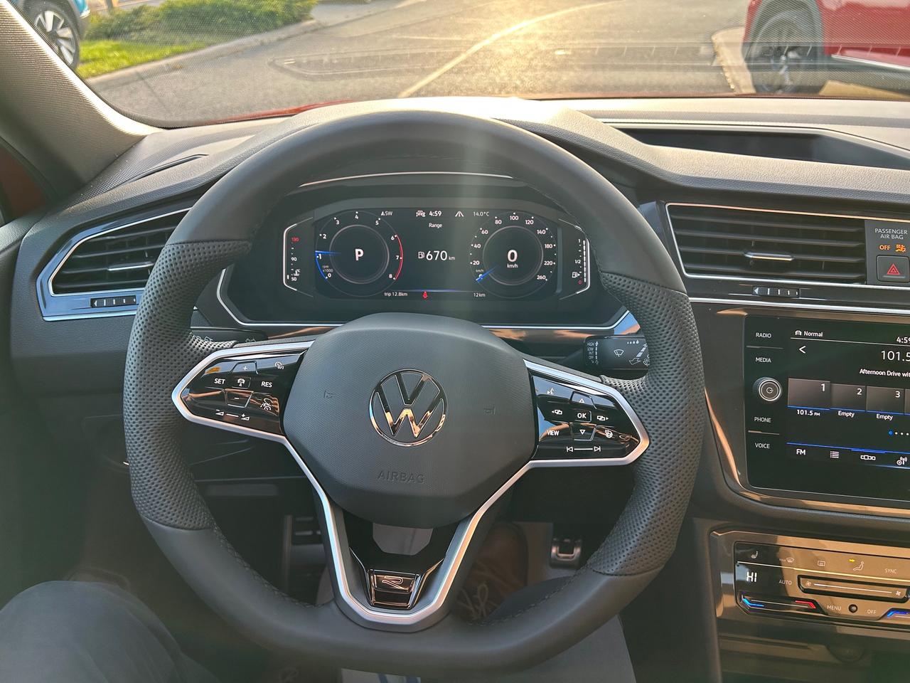 2024 Volkswagen Tiguan Comfortline R-Line Black Edition 4dr All-Wheel Drive 4MOTION Photo