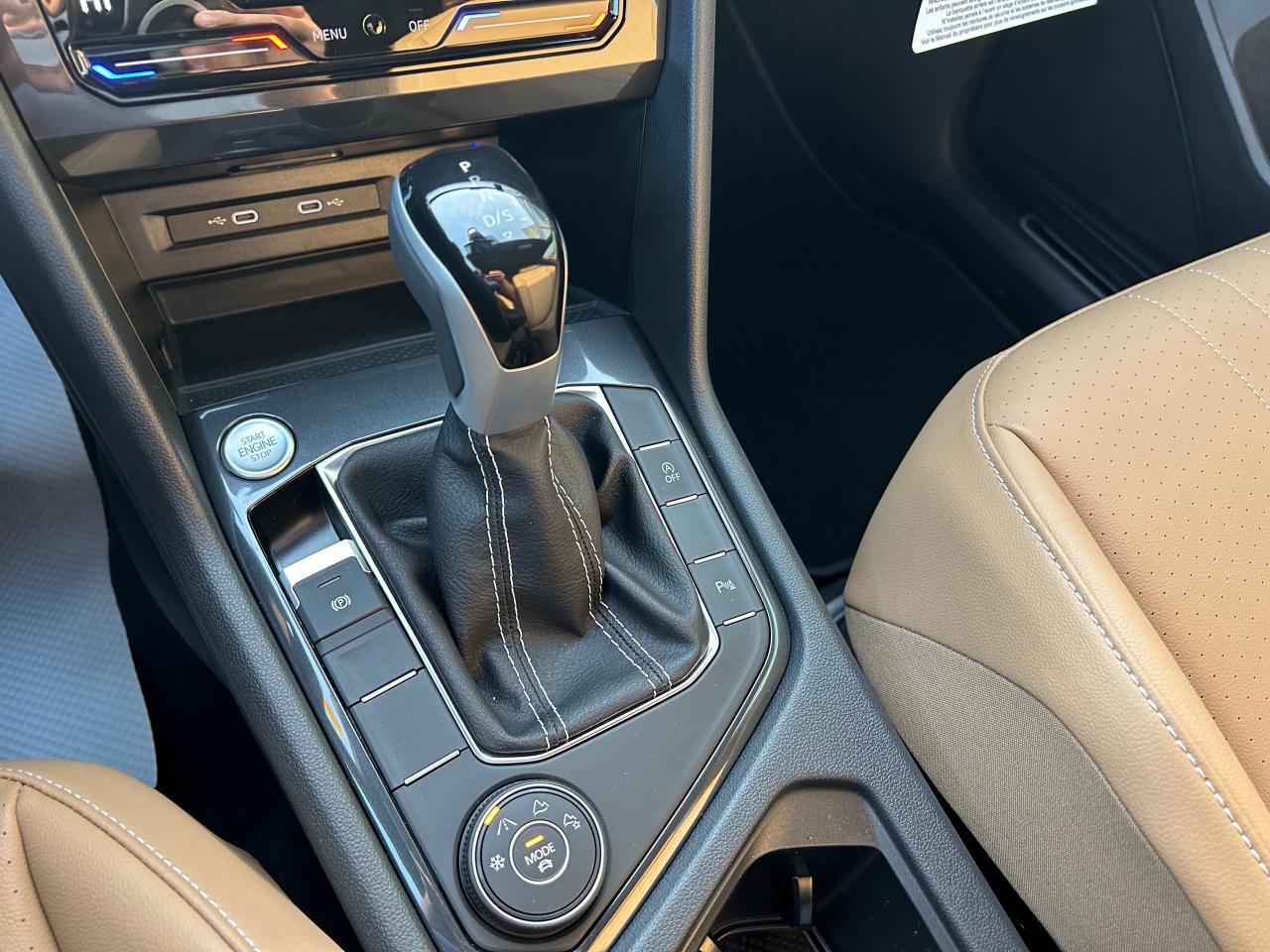 2024 Volkswagen Tiguan Comfortline R-Line Black Edition 4dr All-Wheel Drive 4MOTION Photo