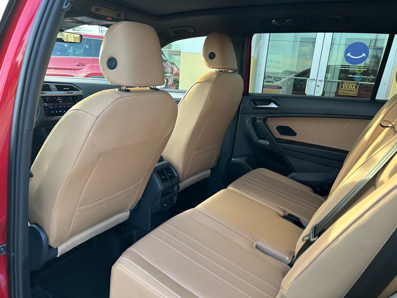 2024 Volkswagen Tiguan Comfortline R-Line Black Edition 4dr All-Wheel Drive 4MOTION Photo