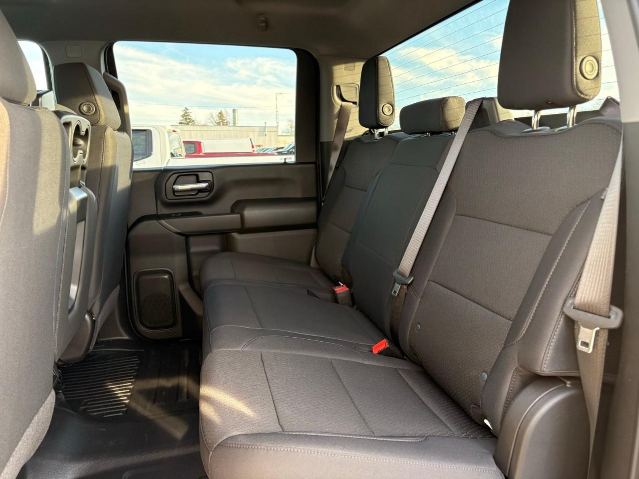 2026 Chevrolet SILVERADO 2500HD 4WD Crew Cab Long Box Work Truck Photo