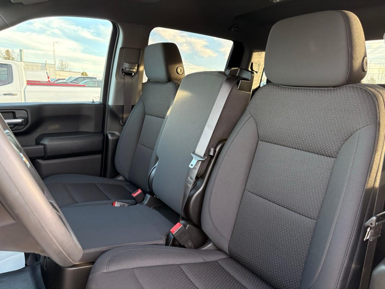 2026 Chevrolet SILVERADO 2500HD 4WD Crew Cab Long Box Work Truck Photo