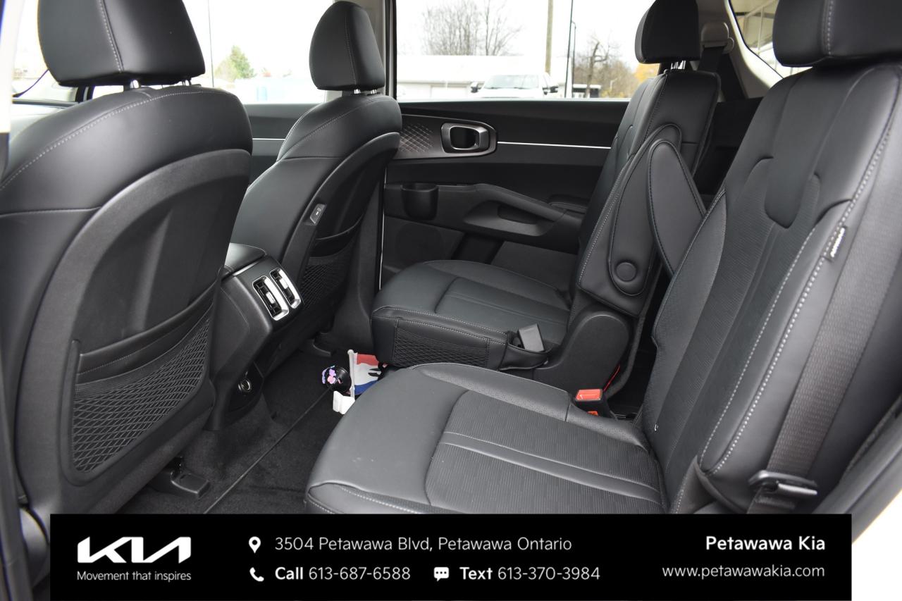 2025 Kia Sorento Plug-In Hybrid EX Sport Utility Photo