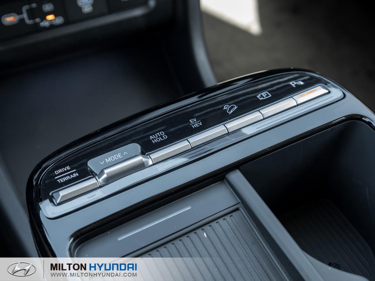 2025 Hyundai Tucson Plug-In Hybrid Ultimate 4dr All-Wheel Drive Photo