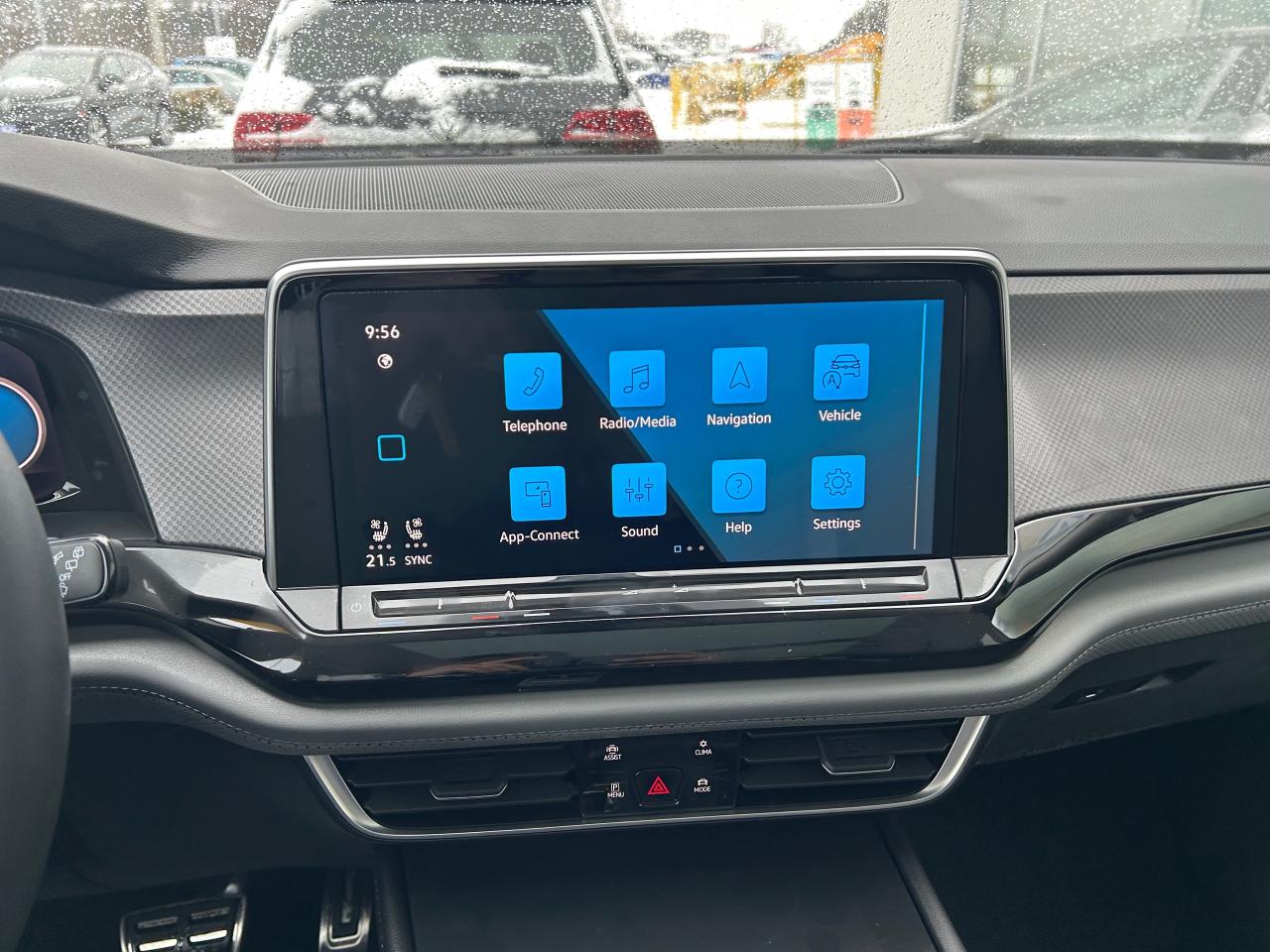 2025 Volkswagen Atlas 2.0 TSI Peak Edition 4dr All-Wheel Drive 4MOTION Photo