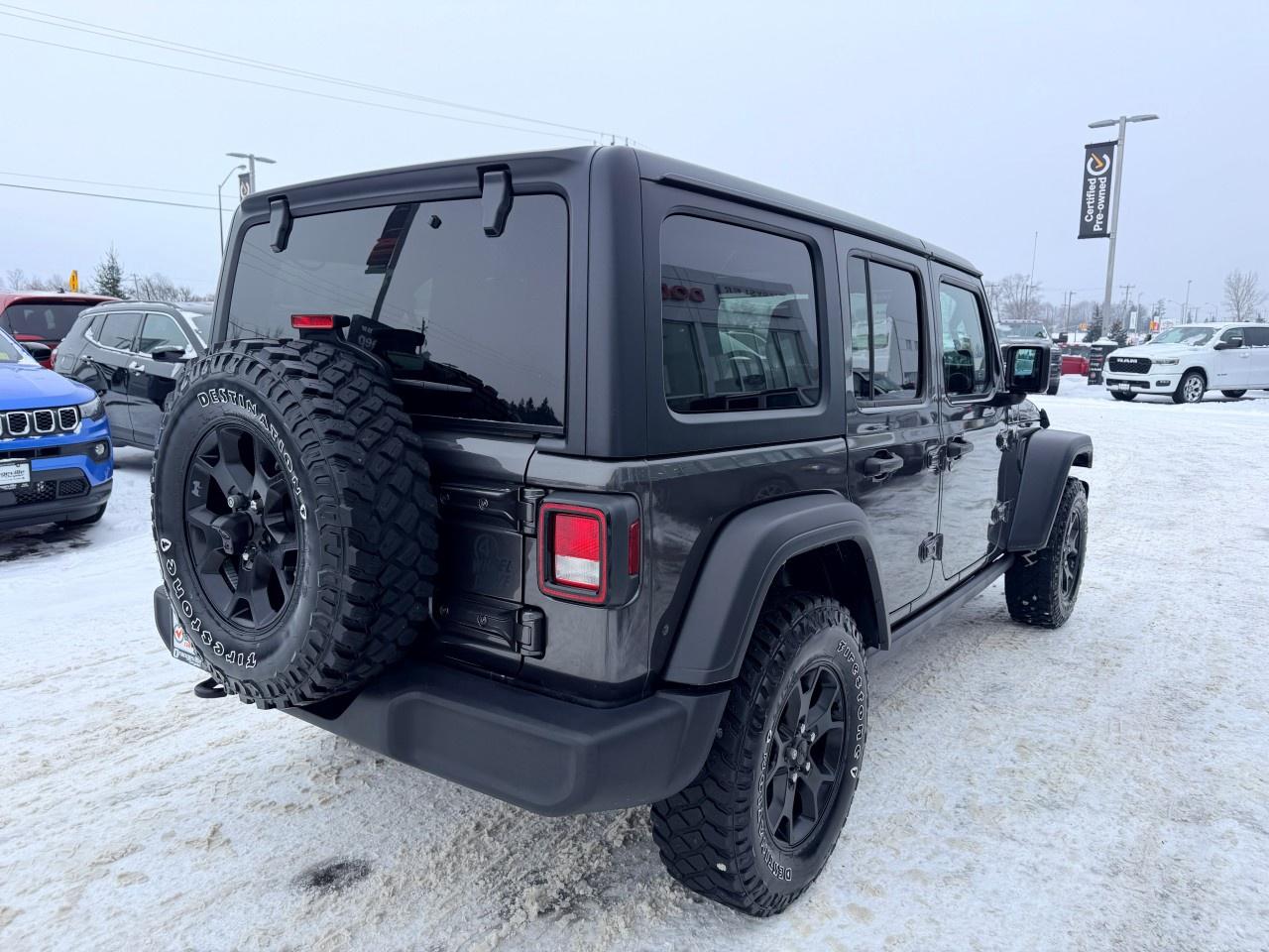 2023 Jeep Wrangler Willys 4 Door 4x4 Photo4