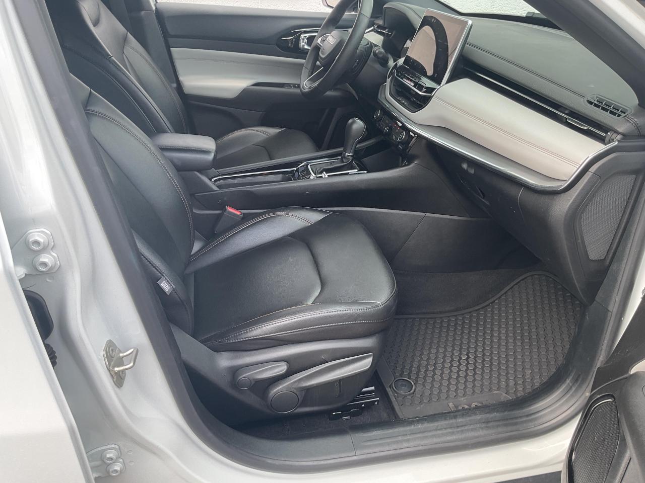 2023 Jeep Compass Limited 4dr 4x4 Photo